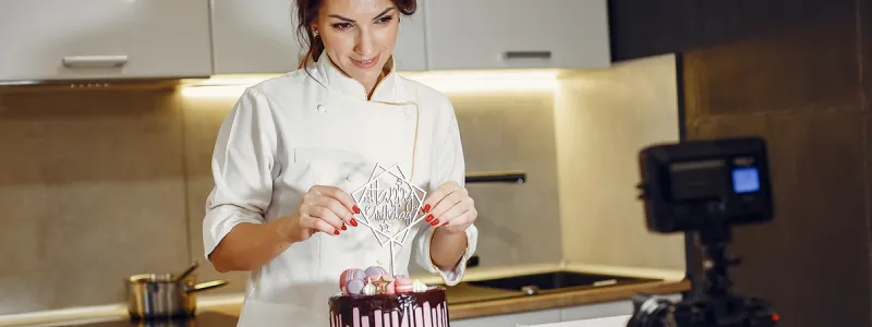 Como gravar aulas EAD? Dicas essenciais para encantar e engajar alunos!