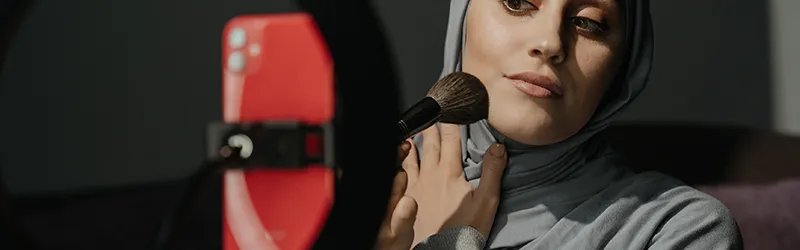 Como criar um curso de maquiagem online? 7 passos que não podem faltar!