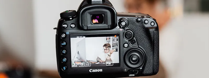 Como transmitir aulas ao vivo? Conheça as ferramentas aliadas no processo de educação online