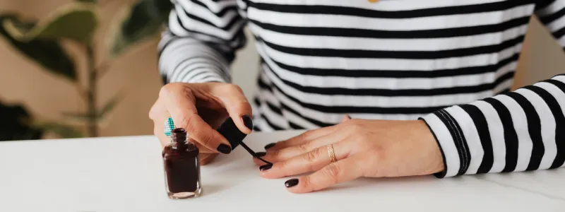 Como ministrar um curso de manicure? 6 passos que você precisa conhecer